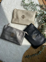 Medium clutch bag
