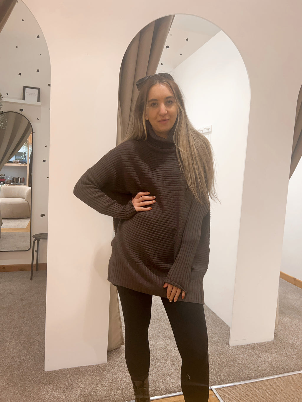 Roll neck ribbed jumper chocolate
