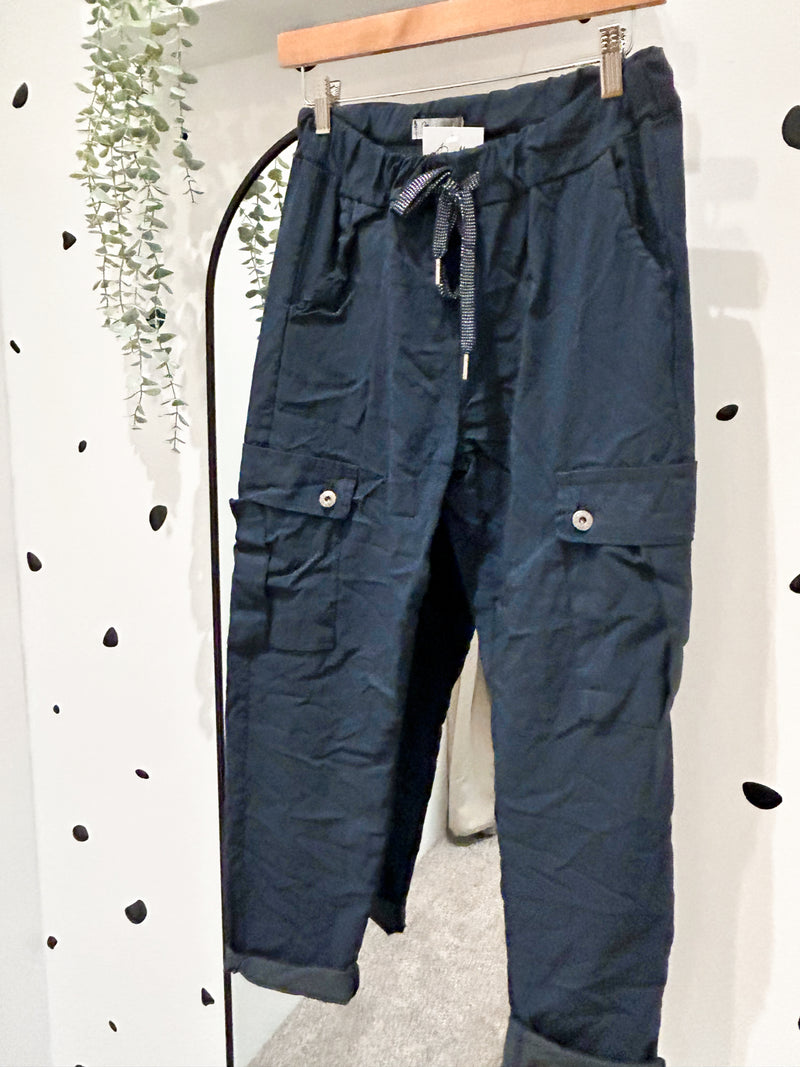 Magic cargo trousers navy