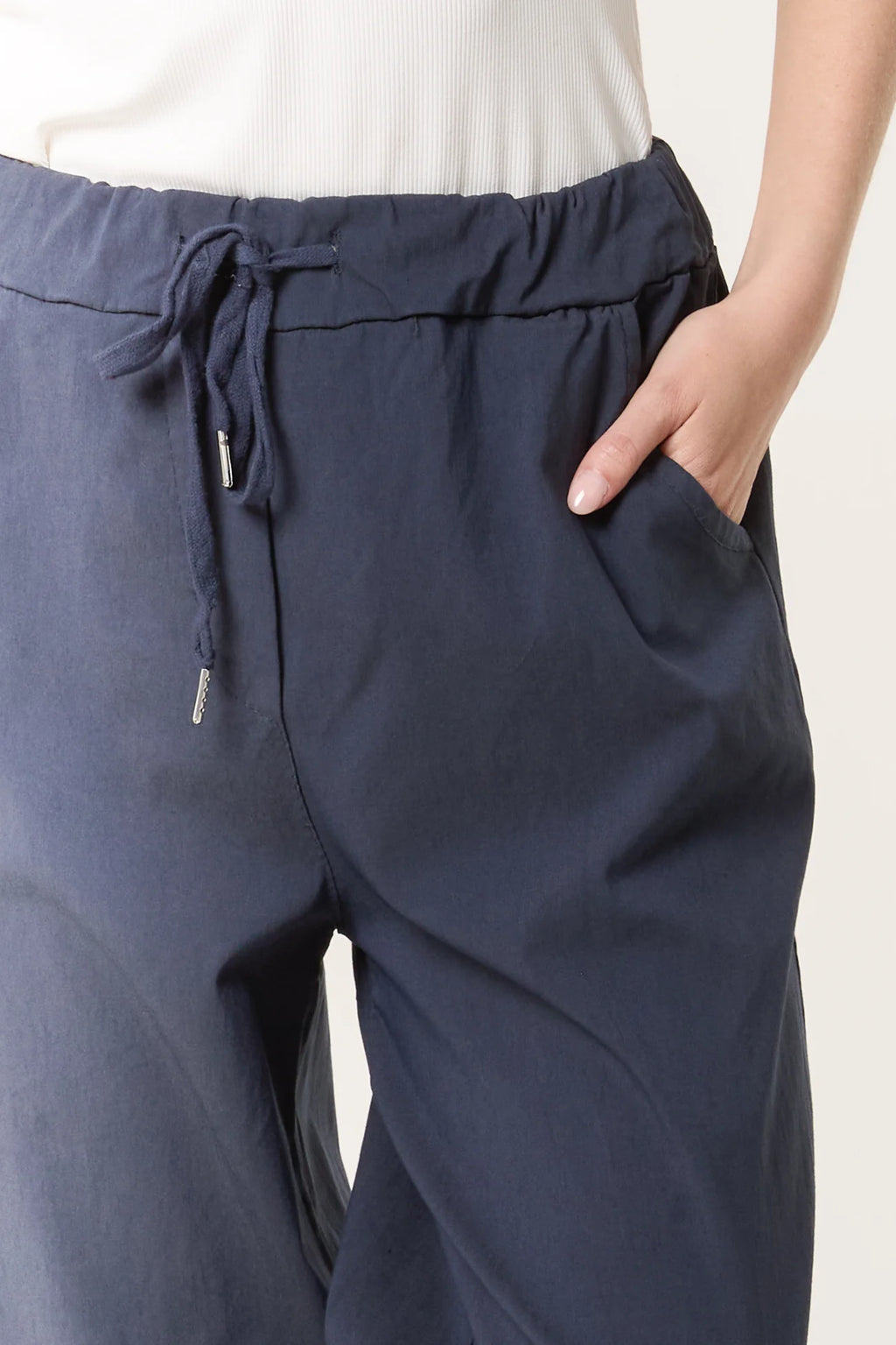 Wide leg magic trousers navy