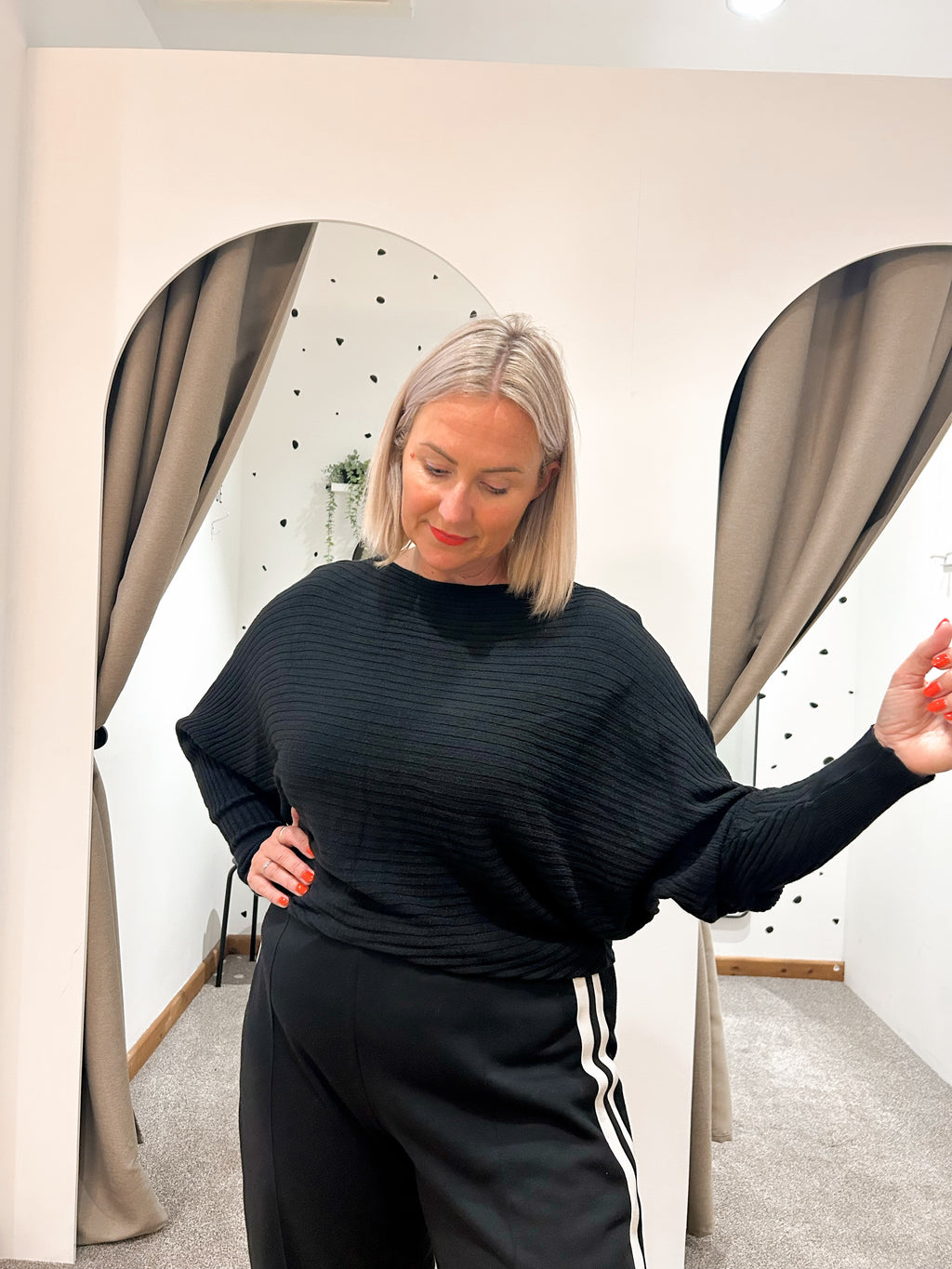 Batwing ribbed jumper black