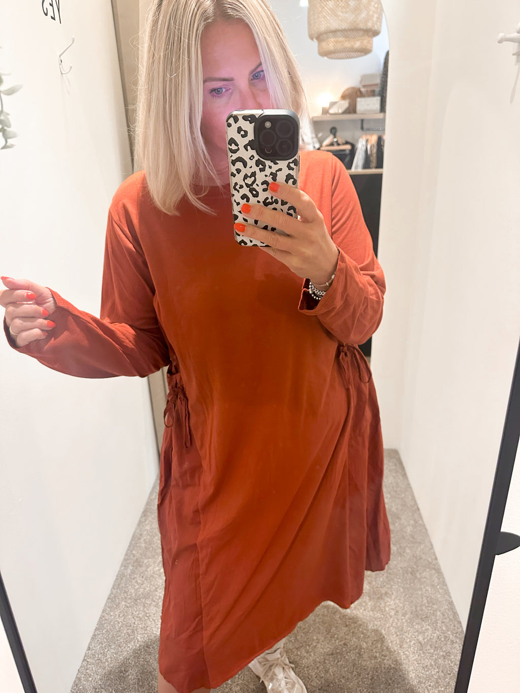 Avery dress rust