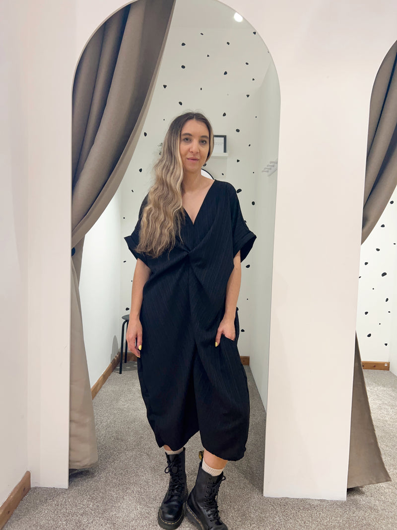 Cali dress black
