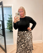 Brushed leopard print skirt