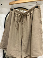 Relaxed fit shorts mocha