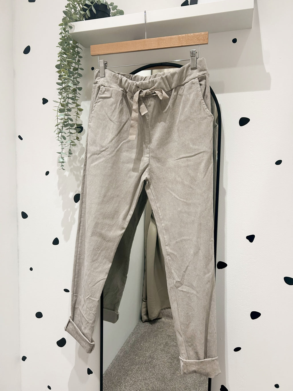 Baby cord magic trousers stone