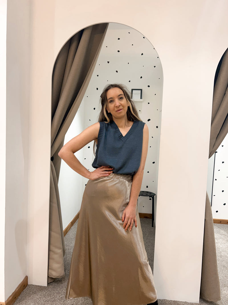 A line satin skirt