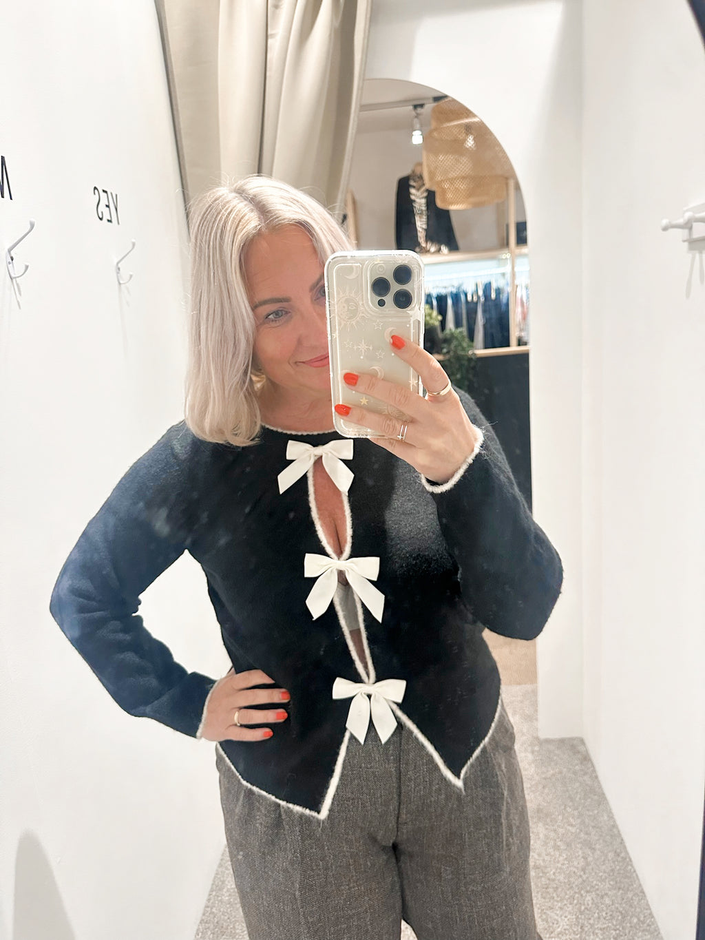 Black bow jumper