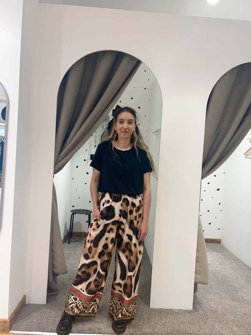 Leopard silky trousers