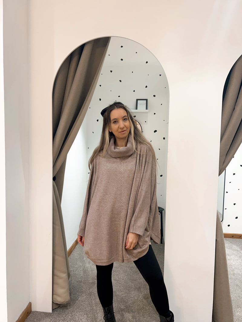 Roll neck soft jumper mink