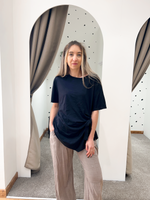 Tie side tee black
