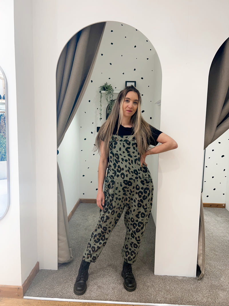 Leopard print dungarees khaki