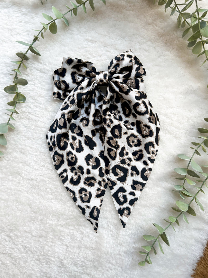 Leopard hair bow