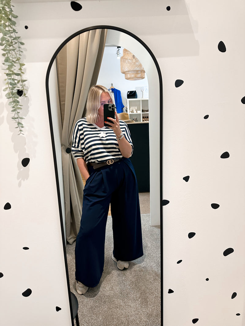 Belted trousers navy