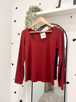 Scoop neck top burgundy