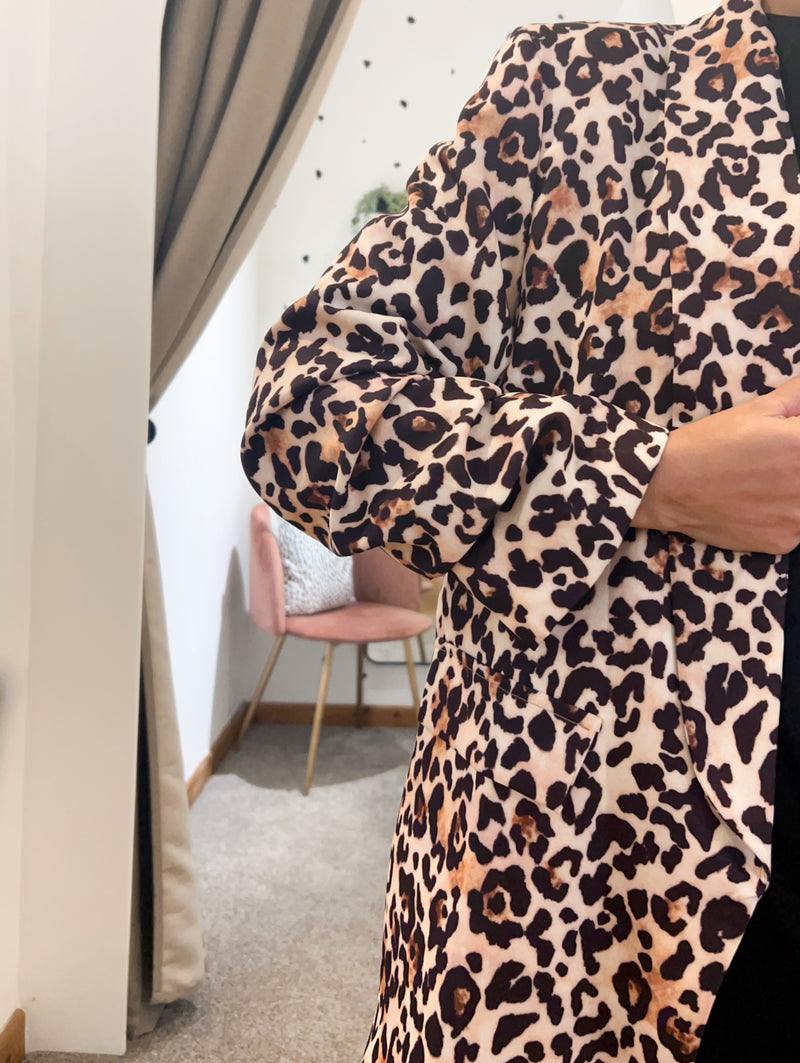 Leopard Ruched sleeve blazer