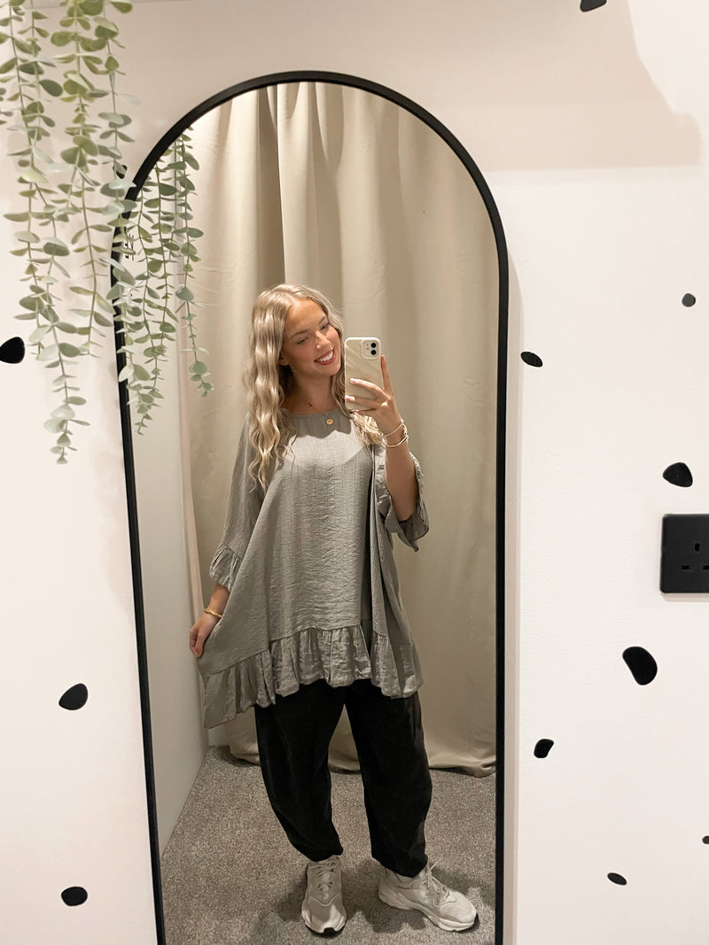Crinkle frill hem blouse