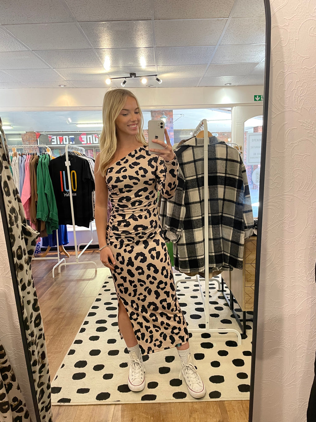 Faye leopard dress